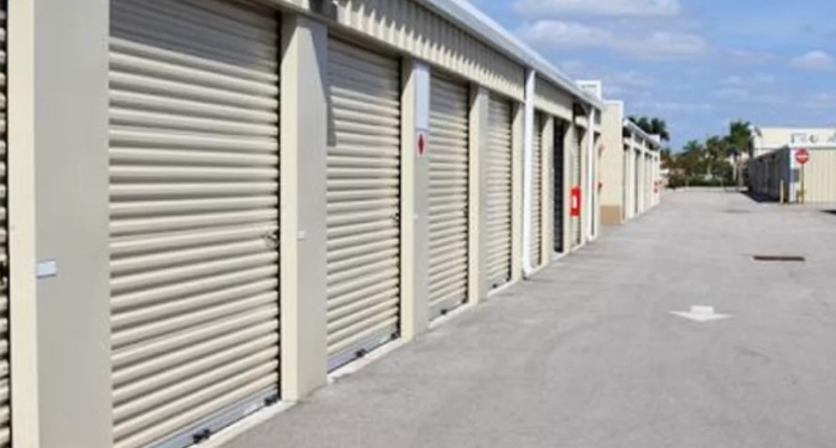 Storage Units for Rent in Darien: Your Solution to Clutter-Free Living